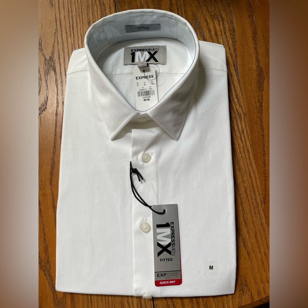 NWT MEN’s Express Sz 15-15 1/2 Long Sleeved Shirt